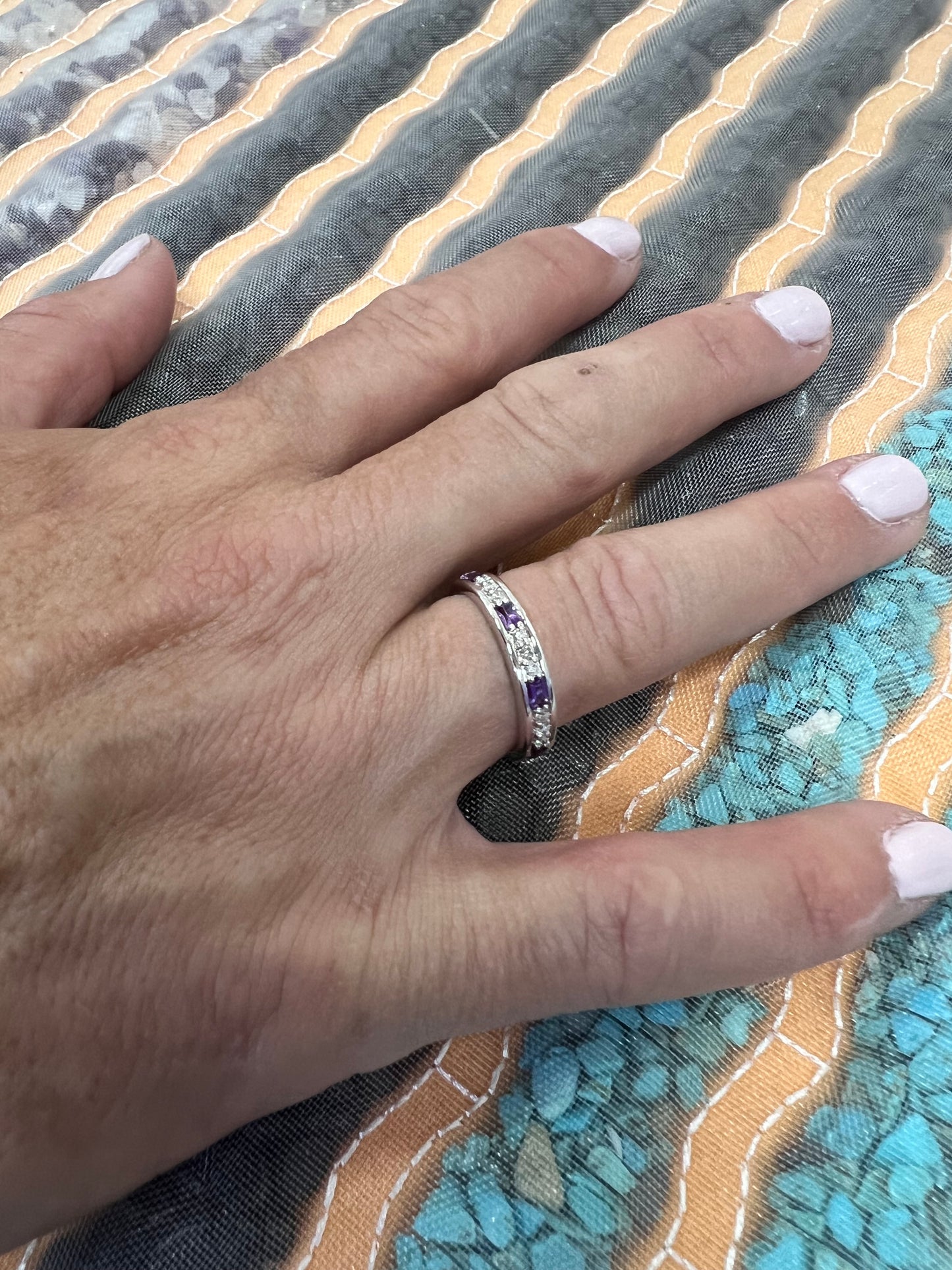 Amethyst & Diamond Wedding Band 1/5 ct tw
Round-cut white gold