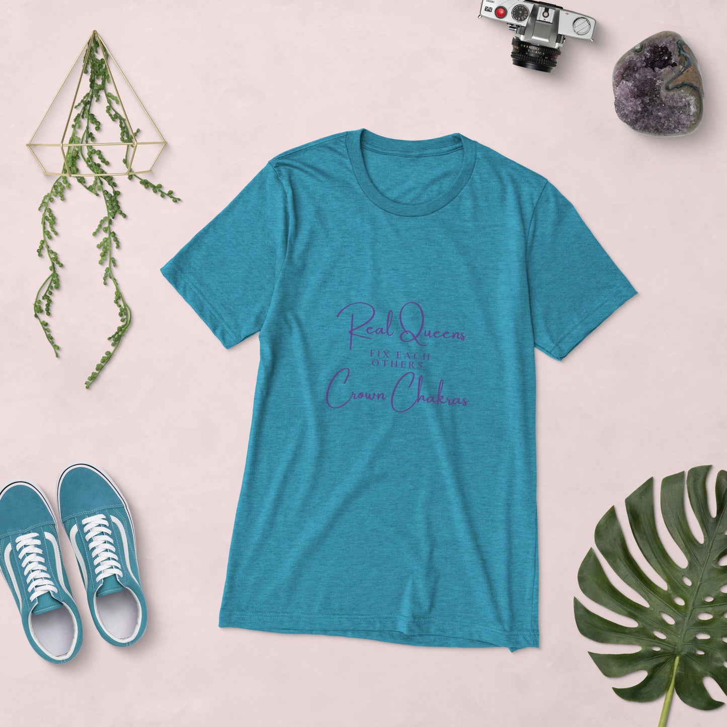 Real queens fix each other’s crown chakrasShort sleeve t-shirt