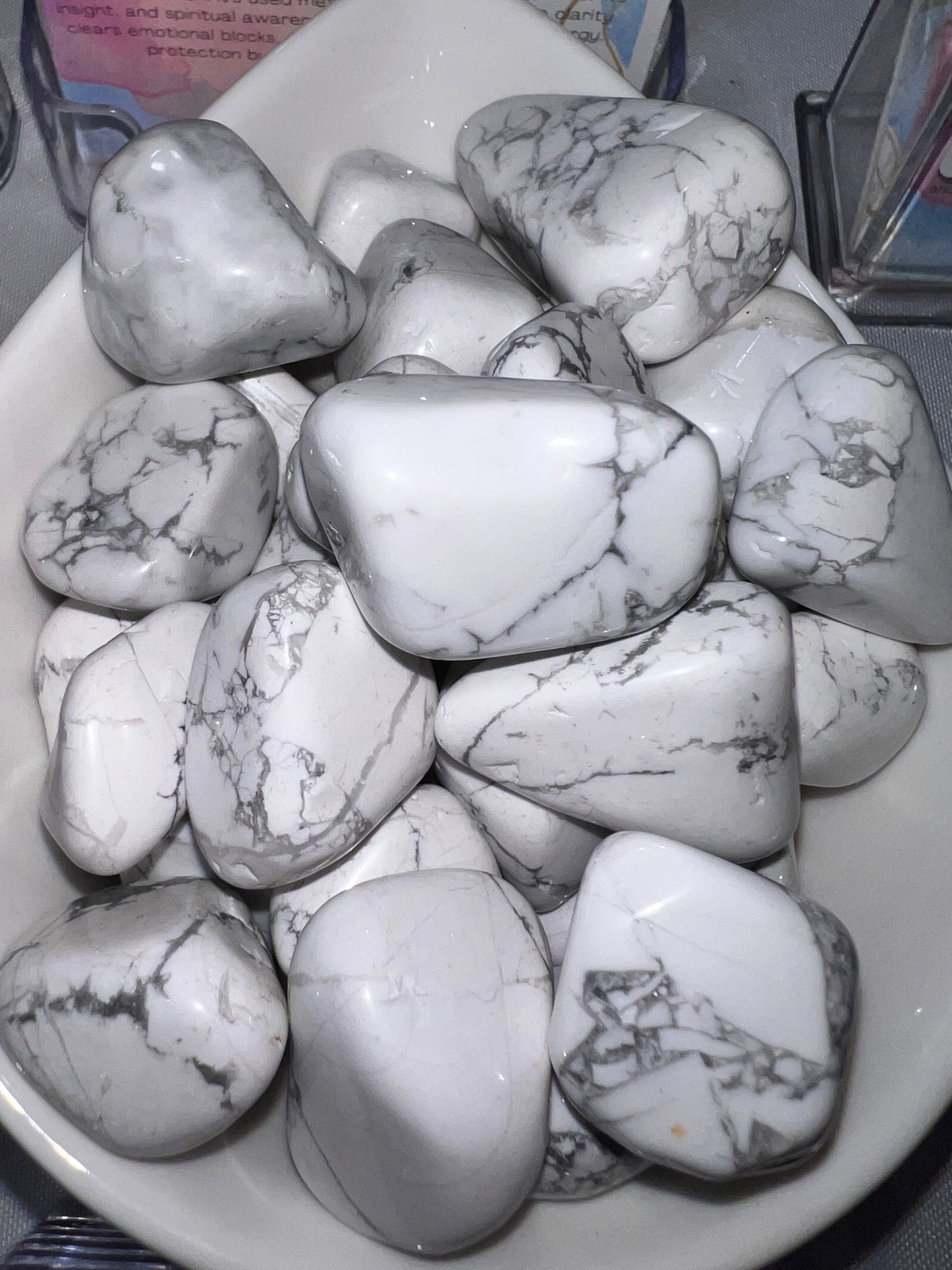 Howlite