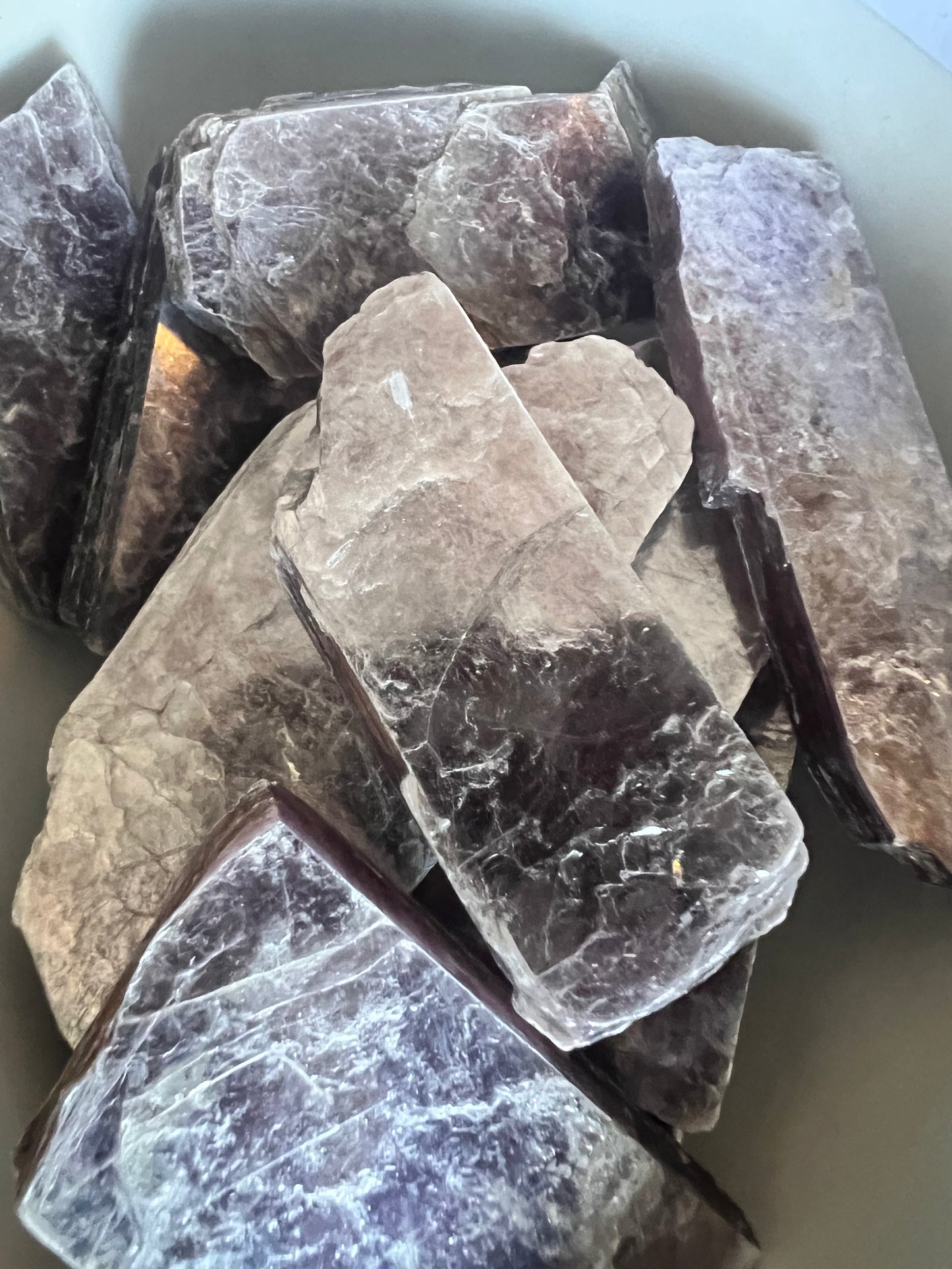 Lepidolite blade